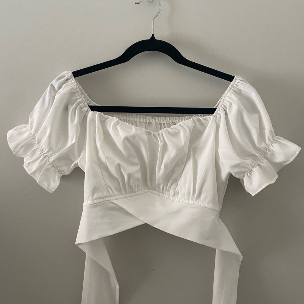 White Crop Top Women's Tie Back Puffy Sleeves Ruffles